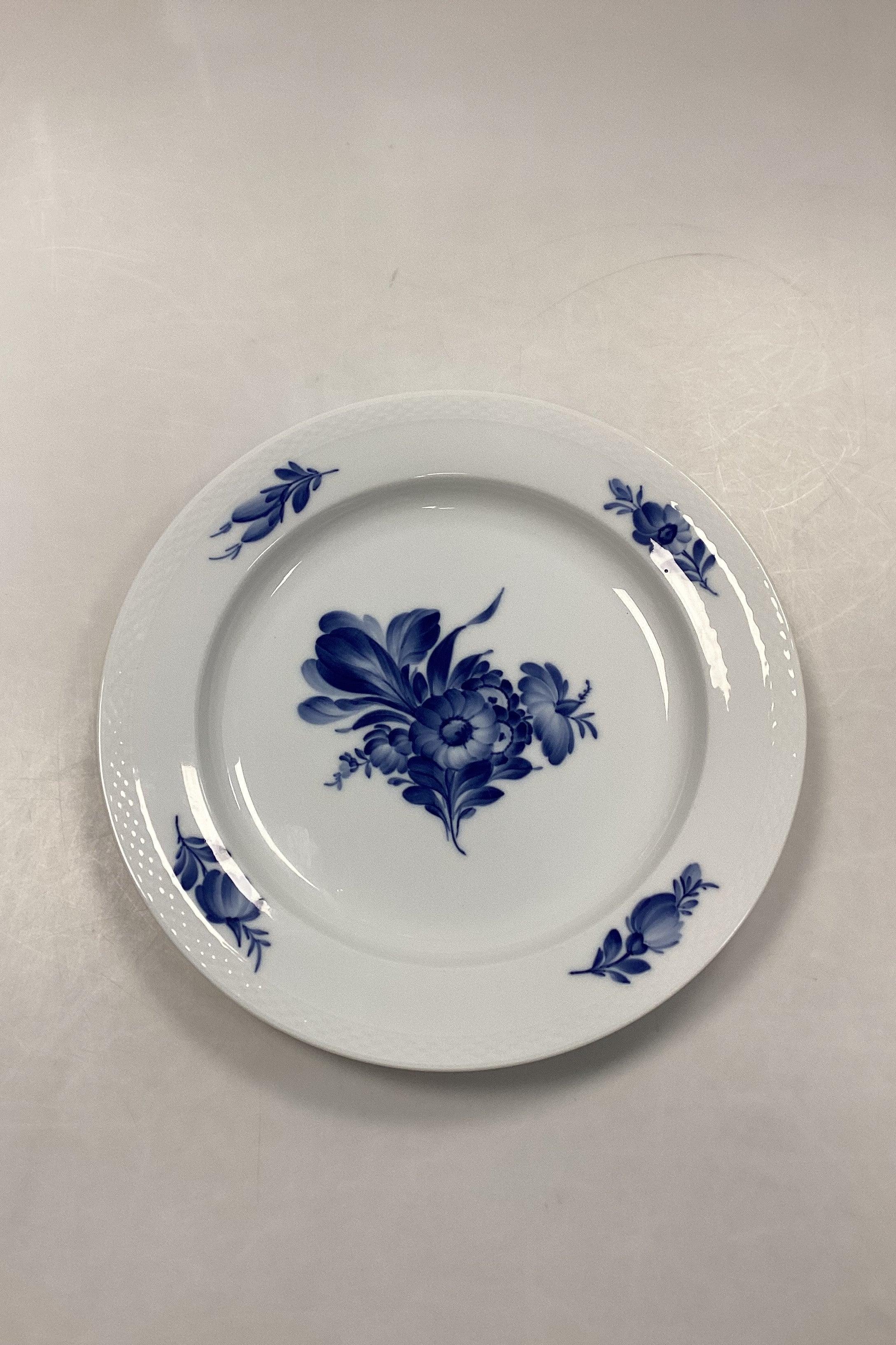 Royal copenhagen Blue Flower Braided Round Dish No. 8011