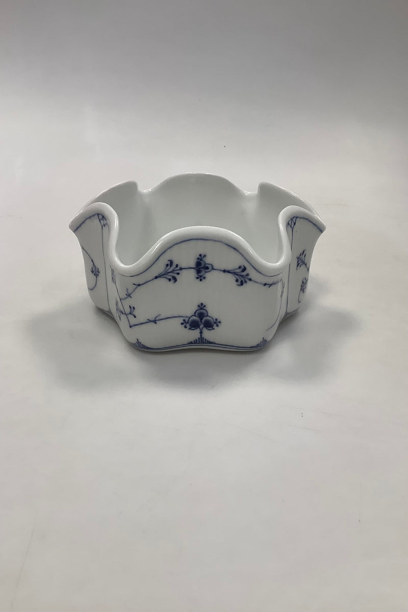 Royal Copenhagen Blue Fluted Plain Egg cup holder bowl No 471