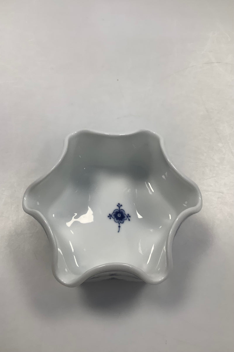 Royal Copenhagen Blue Fluted Plain Egg cup holder bowl No 471