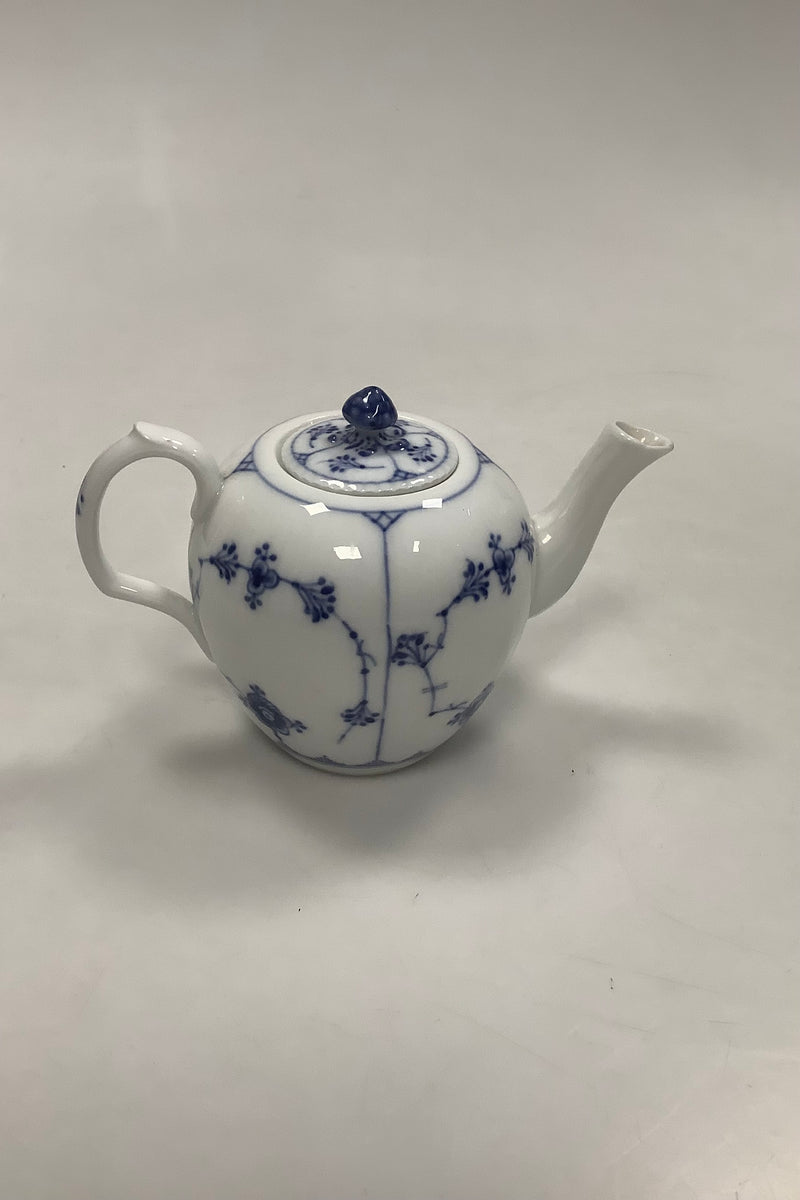 Royal Copenhagen Blue Fluted Plain small Teapot No 247