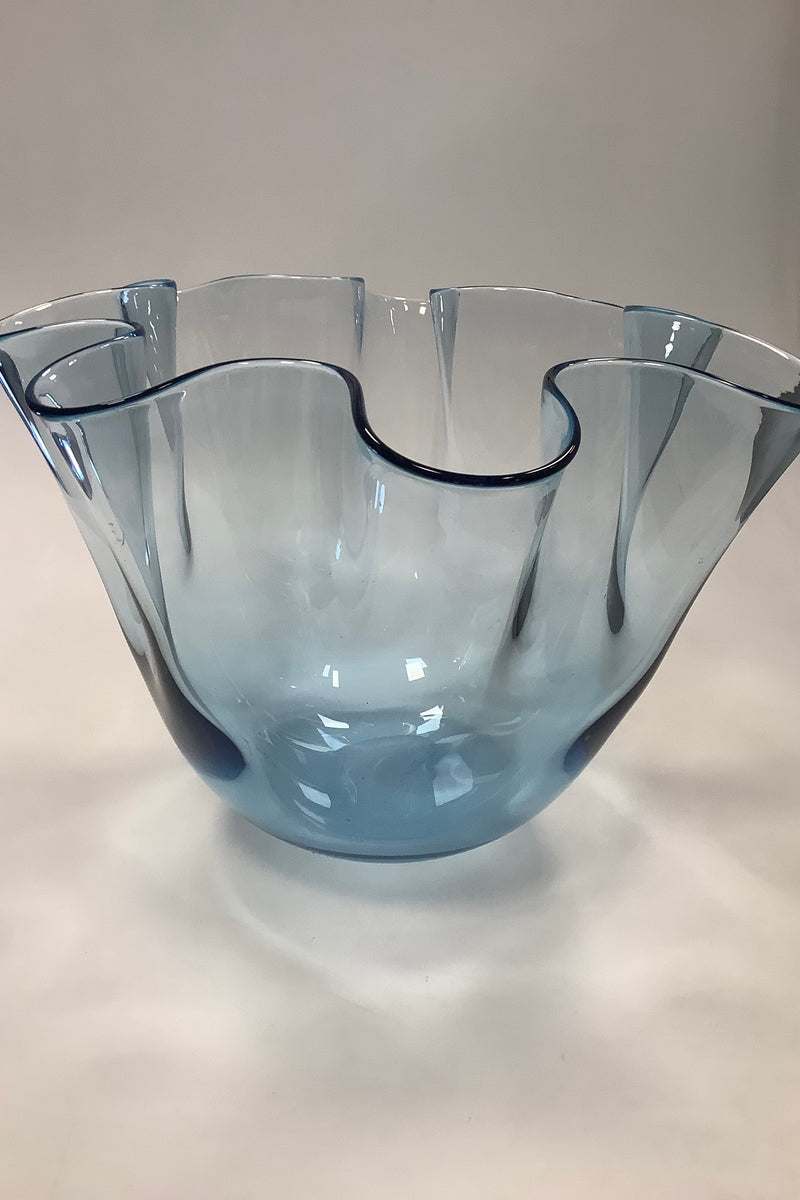 Holmegaard Laguna vase i blå   Måler 35cm x 24cm ( 13.78 inch x 9.45 inch )