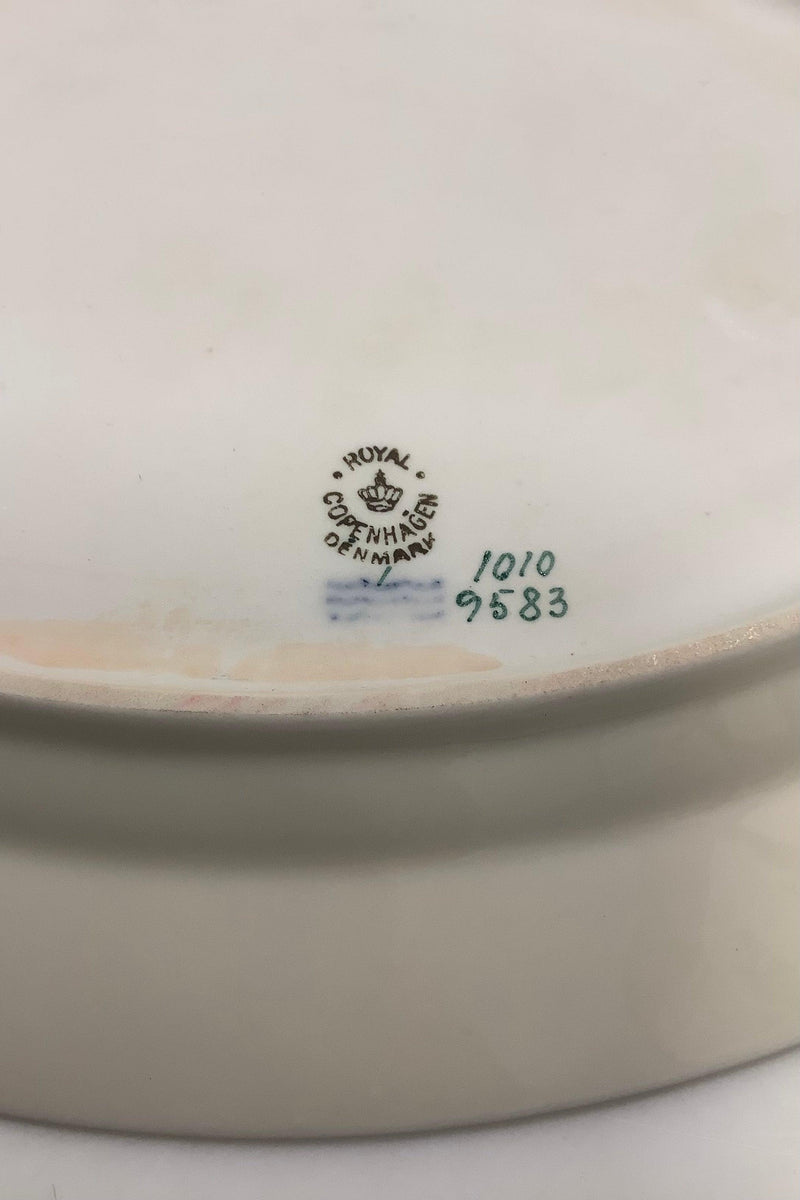 Royal Copenhagen Fensmark Oval Fad No 9583 - Danam Antik