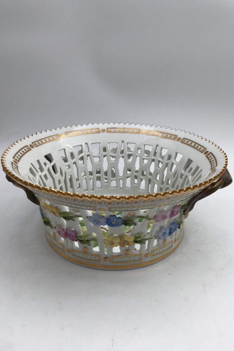 Royal Copenhagen Flora Danica Round Fruit Bowl No. 429/3534 (Gooseberry)