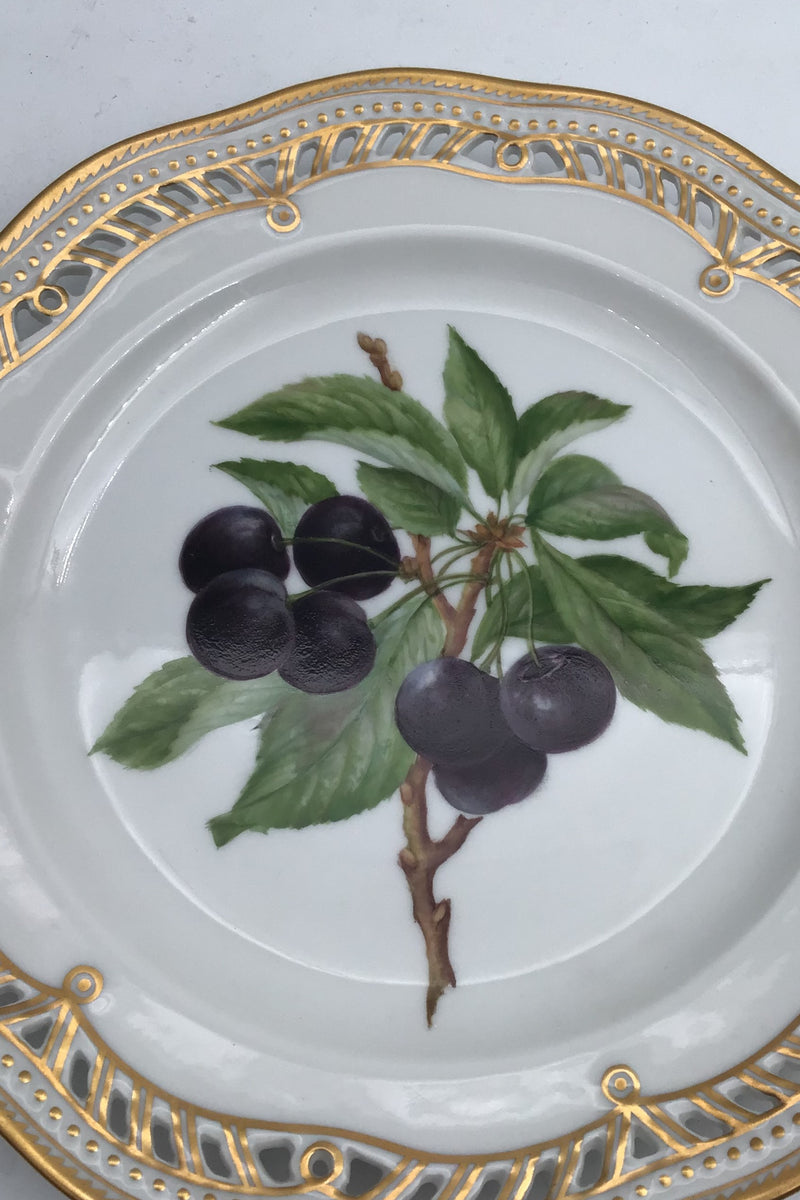 Royal Copenhagen Flora Danica Fruit Plate No. 429/3584.