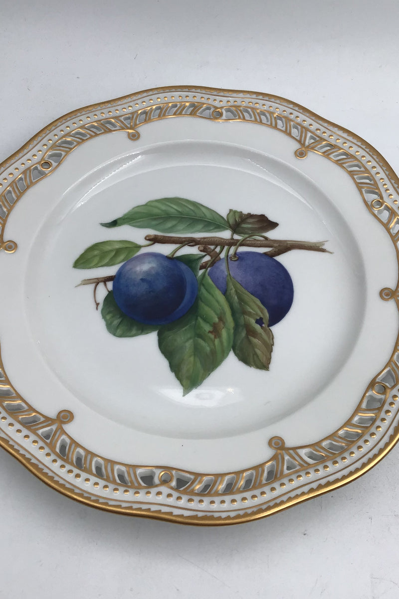 Royal Copenhagen Flora Danica Fruit Plate No. 429/3584.