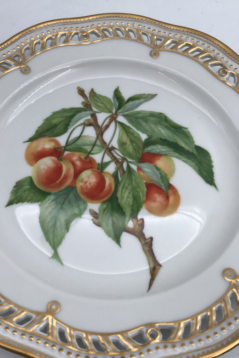 Royal Copenhagen Flora Danica Fruit Plate No. 429/3584.