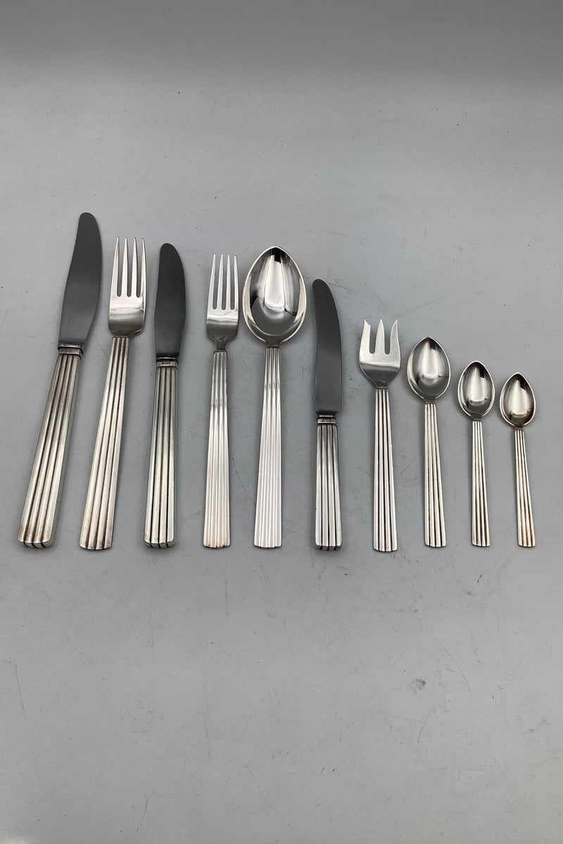 Georg Jensen Sterling Sølv Bernadotte Spise Bestik Sæt 12 Personer (120 dele) - Danam Antik