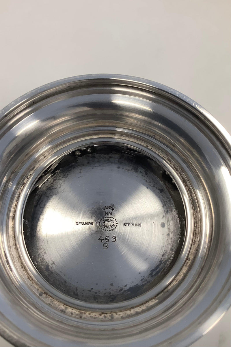 Georg Jensen Sterling Sølv Vase No 469B med Gennembrudt Mønster designet af Harald Nielsen - Danam Antik