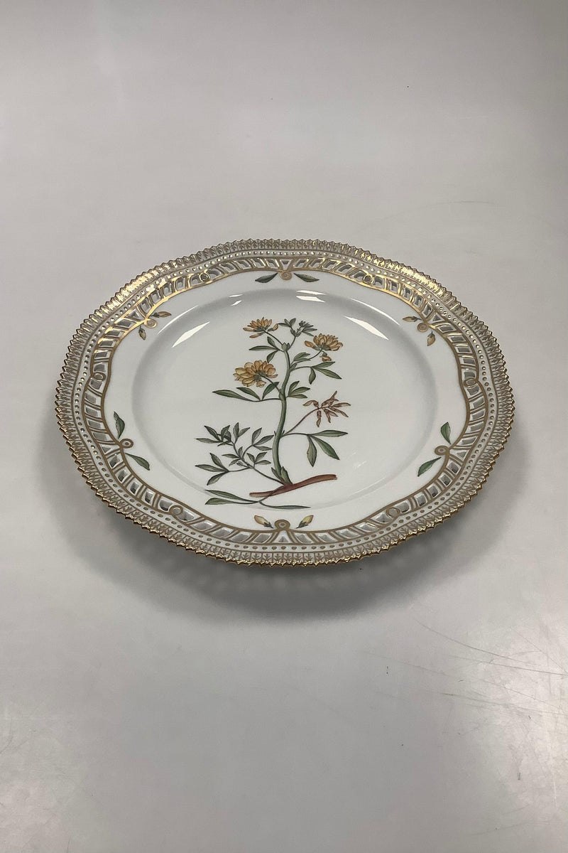 Royal Copenhagen Flora Danica Frokosttallerken No 20 / 3554 med gennembrudt kant - Danam Antik