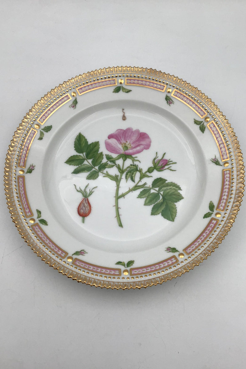 Royal Copenhagen Flora Danica Frokosttallerken No 20/3550 - Danam Antik