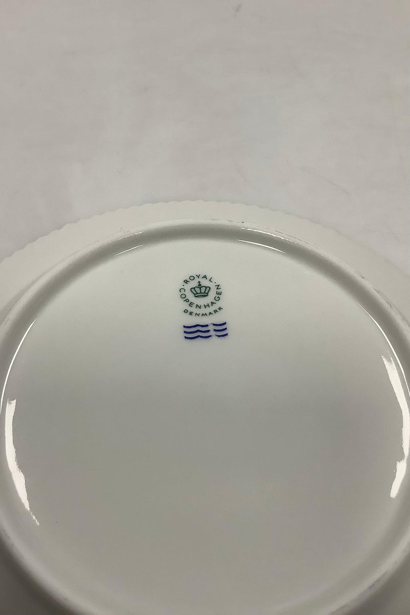 Royal Copenhagen Hvid Flora Danica Perlestel Desserttallerken No 3551 - Danam Antik