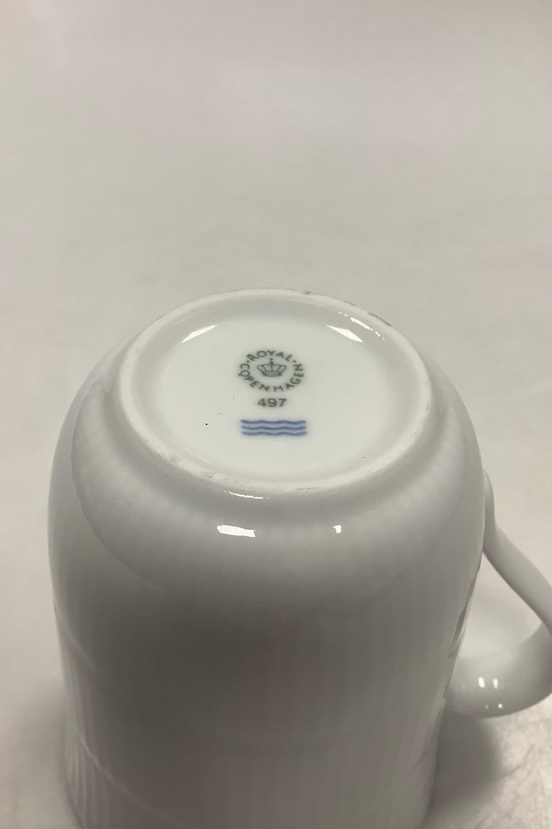 Royal Copenhagen Hvid Riflet kop med hank No 497 - Danam Antik