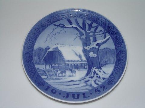 Royal Copenhagen Kgl Juleplatte 1952 - Danam Antik