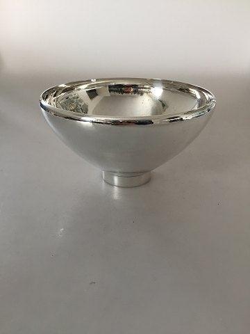 Georg Jensen Sterling Silver Bowl No 484B - Danam Antik