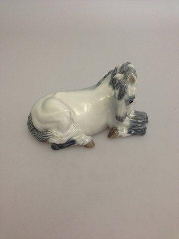 Royal Copenhagen Figur af Liggende Hoppe Hest No 5690 - Danam Antik