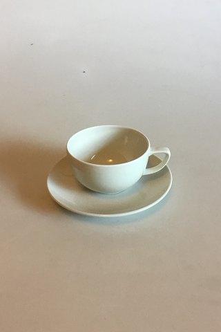 Royal Copenhagen Hvidpot Kaffekop og underkop No 6231 - Danam Antik