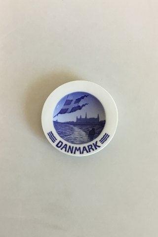 Royal Copenhagen Mindeplatte med Dannebrog og Kronborg - Danam Antik