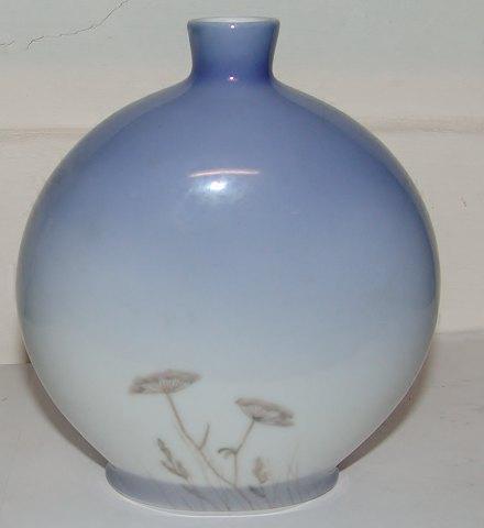 Royal Copenhagen Art Nouveau Vase No 1666/209b - Danam Antik