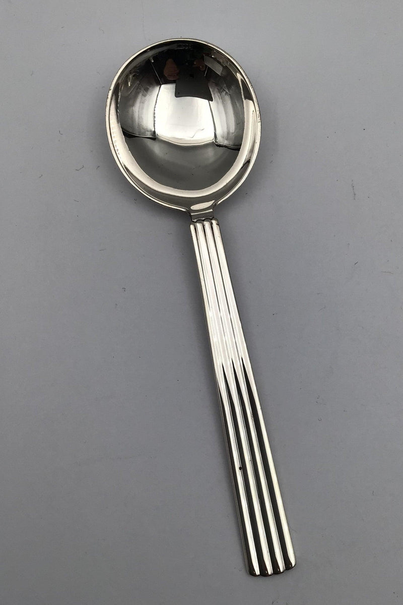 Georg Jensen Sterling Sølv Bernadotte Suppeske, rund, lille No. 52 - Danam Antik