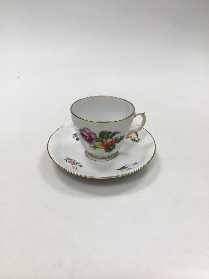 Royal Copenhagen Saksisk Let Blomst Kaffekop med underkop No 1870 - Danam Antik