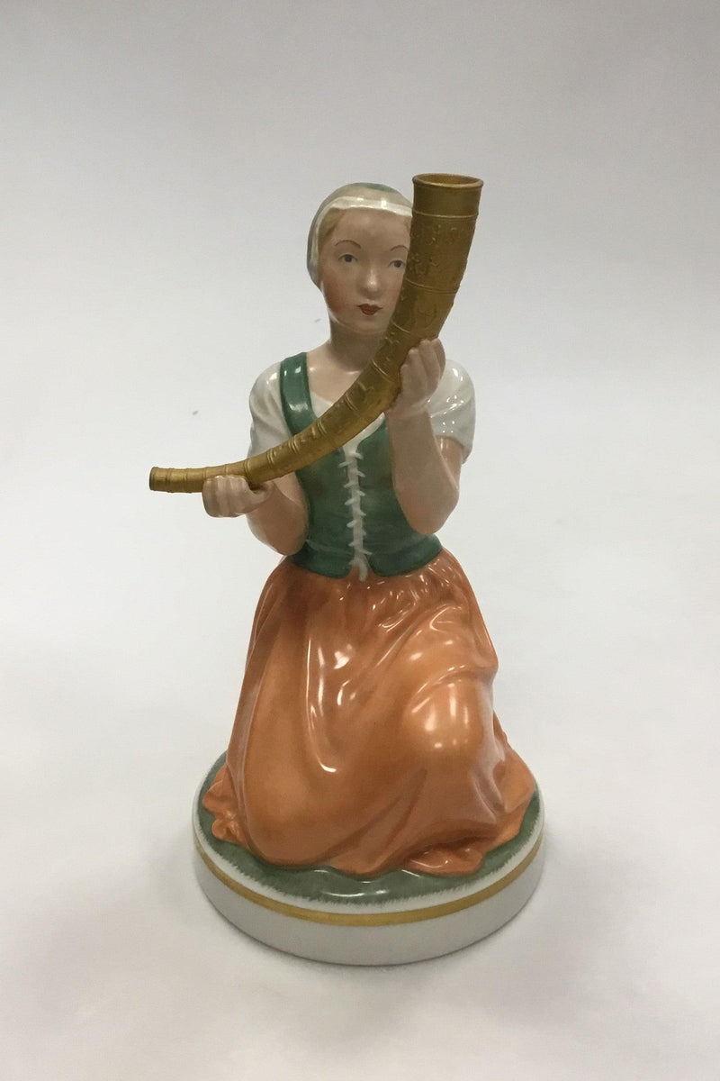 Royal Copenhagen Figur Pige med Guldhorn No 12242 - Danam Antik