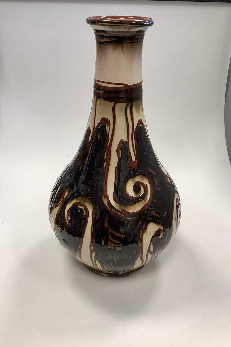 Stor Kahler Keramik vase i Kohornsglasur 46cm. Måler 46cm / 18.11" - Danam Antik