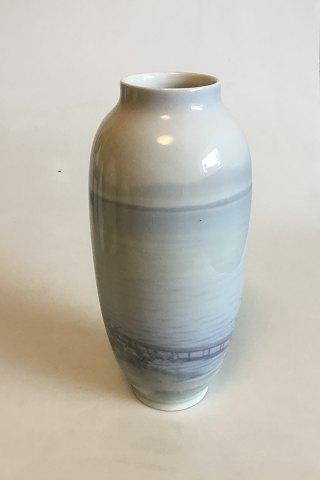 Bing & Grøndahl Art Nouveau vase af Clara Nielsen No 7297/32 PMN - Danam Antik