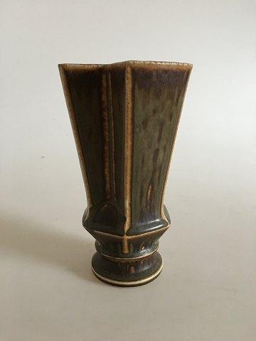 Bing & Grøndahl Lisa Enquist Stentøjs vase - Danam Antik