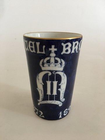 Bing & Grøndahl Oscar II Krus / Vase "Broderfolkets Vel" 18 Sept. 1872-1897 - Danam Antik