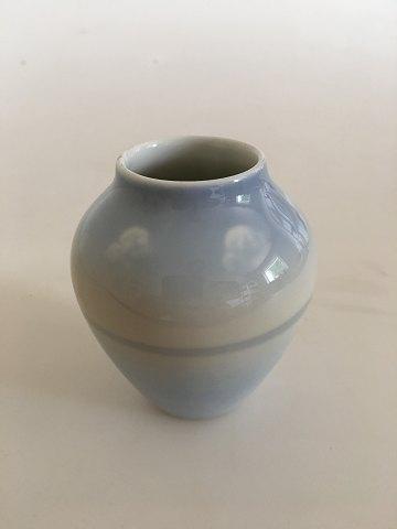 Bing & Grøndahl Vase No. 500/5012 med Sø og Ø Motiv - Danam Antik