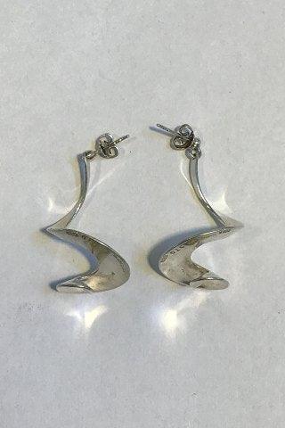 Georg Jensen Sterling Sølv Möbius Øreringe No 370 Torun - Danam Antik