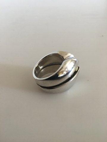 Georg Jensen Sterling Sølv Ring med Guld No 311 af Regitze Overgaard - Danam Antik