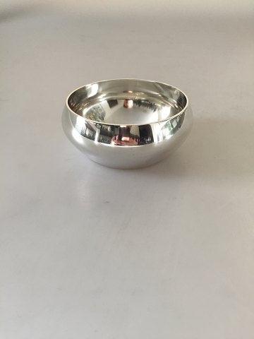 Georg Jensen Sterling Sølv Sukker skål. Designet af Henning Koppel No 1017 - Danam Antik