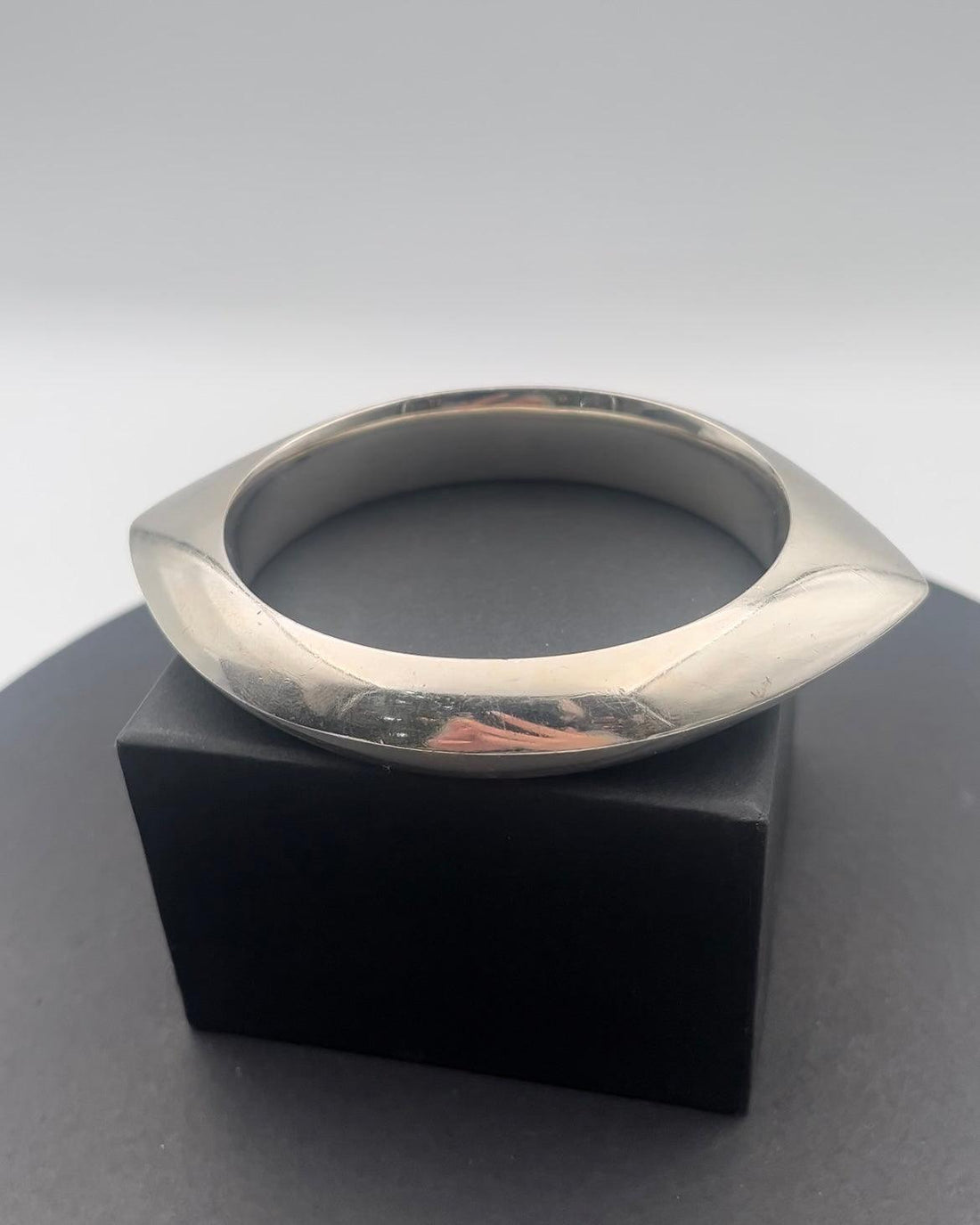 Georg Jensen Sterling Silver Bangle No 111 ナナ・ディッツェル