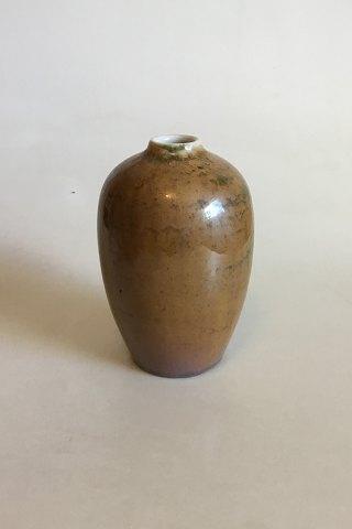 Rørstrand Vase med Lys brun/Gylden glasur med grønne nuancer. Fin stand - Danam Antik