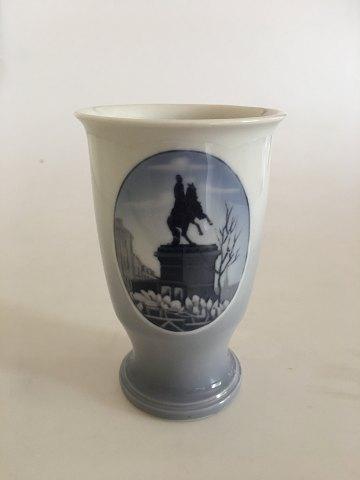 Royal Copenhagen 1932 Rundskuedagen Vase - Danam Antik