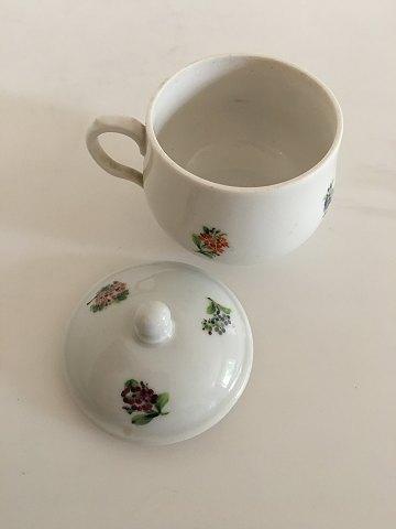 Royal Copenhagen Antik Bouillon Kop med Låg og Håndmalet Blomstermotiv 1820-1850 - Danam Antik