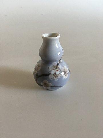 Royal Copenhagen Art Nouveau Miniature Vase No 69/280 - Danam Antik