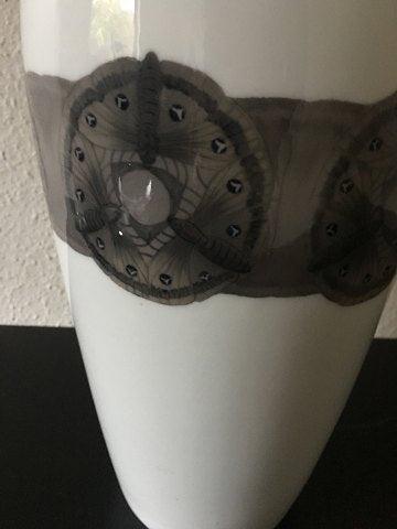 Royal Copenhagen Art Nouveau Unika Vase med Møl fra 1908 - Danam Antik