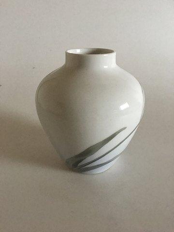 Royal Copenhagen Art Nouveau Vase 201/902 - Danam Antik