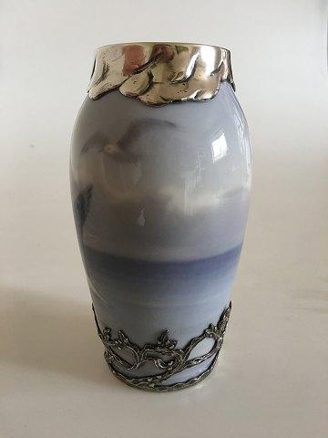 Royal Copenhagen Art Nouveau Vase No. 1138/88A med Anton Michelsen Sterling Sølv Monteringer - Danam Antik