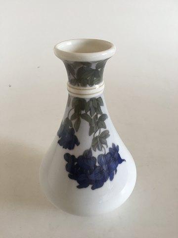 Royal Copenhagen Art Nouveau Vase No 364/1819 - Danam Antik