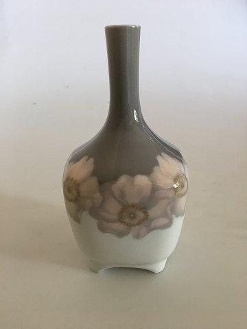 Royal Copenhagen Art Nouveau Vase No. 459/135 med Blomster dekoration - Danam Antik