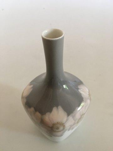 Royal Copenhagen Art Nouveau Vase No. 459/135 med Blomster dekoration - Danam Antik