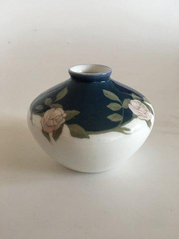 Royal Copenhagen Art Nouveau Vase No 782/392 - Danam Antik