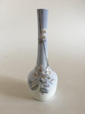 Royal Copenhagen Art Nouveau Vase No 863/132 - Danam Antik