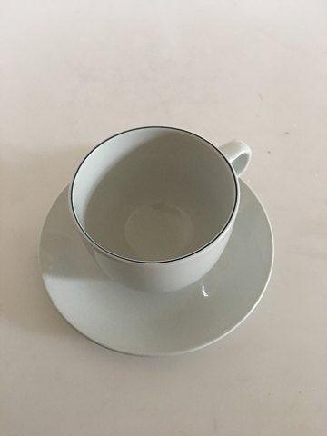 Royal Copenhagen "Blåkant" Kaffekop med Underkop No. 072 - Danam Antik