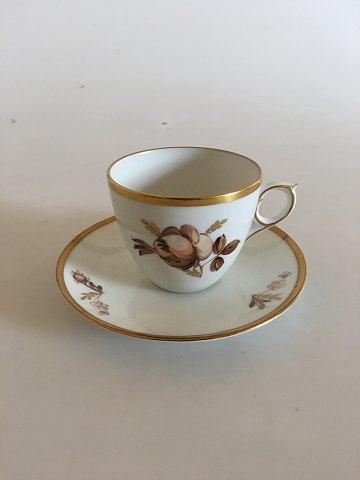 Royal Copenhagen Brun Rose Kaffekop og Underkop No 9452 - Danam Antik