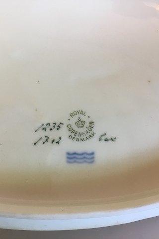 Royal Copenhagen Creme Svejfet med Guld (Stel 1235) Lågfad No 1702 - Danam Antik