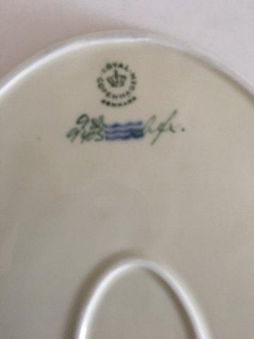 Royal Copenhagen Dagmar Oval Bakke / Fad No 9405 - Danam Antik